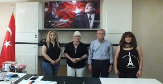 Müftü Gürler'e sanatçı konuklar...