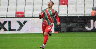 Karşıyaka, 52 Orduspor karşısında