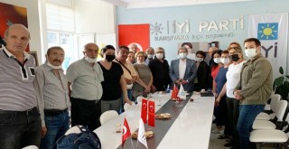 İyi Parti'li Çıray'dan İyi Parti Karşıyaka İlçe Başkanlığı'na ziyaret