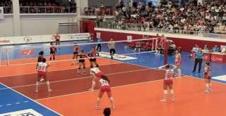 Karşıyaka, Antalya'da üzgün...