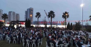 MHP, Karşıyakalılarla iftarda buluştu