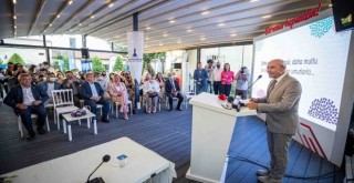 Başkan Soyer: Kadınlar dizini kırıp evinde oturmayacak