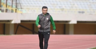 Karşıyaka Cezayir'in sözleşmesini henüz feshedemedi