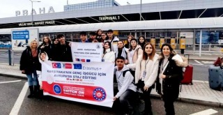 Karşıyaka’daki meslek lisesi öğrencileri Avrupa’da staj yapıyor