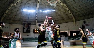 Bornova Belediyesi Karşıyaka, Balıkesir'e yenildi