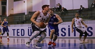 Bornova Belediyesi Karşıyaka'da bir ayrılık daha