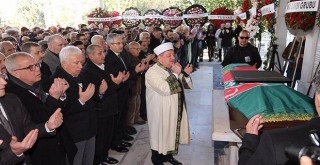 Dr. Bülent Zeren toprağa verildi