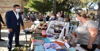 Yenibağarası'nda Kadınca Kararınca