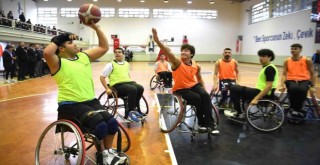 Bornova’da farkındalık yaratan maç