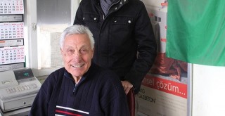 Araba çarpan Arif Dökel yoğun bakımda...