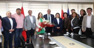 CHP Karşıyaka yeni yönetiminden Başkan Ünsal'a ziyaret