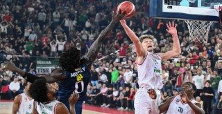 Pınar Karşıyaka, Fenerbahçe'yi eli boş yolladı