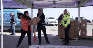 Deprem bölgesine İzmir’den destek sürüyor