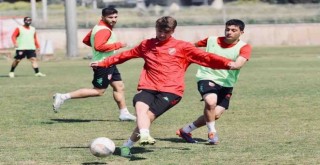 Karşıyaka, Silifke Belediyespor'u konuk ediyor