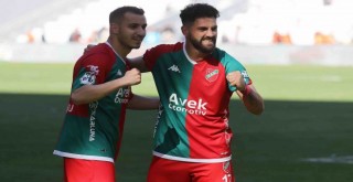 Kaf Kaf'ta Enes ''10''u buldu