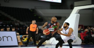 Pınar Karşıyaka Türkiye Kupası'nda Türk Telekom'a elendi