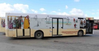 Cinsiyet eşitliği mesajları otobüslerde...