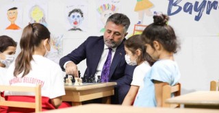 Bayraklı Sanat ve Müzik Akademisi yola çıkıyor