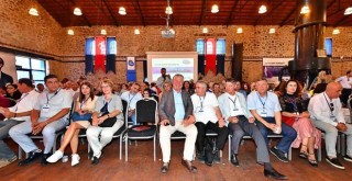 İzmir Kent Konseyi’nin 18. Olağan Genel Kurulu yapıldı