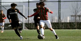 Karşıyaka, Modafen'i tek golle geçti