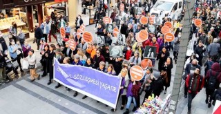 Karşıyakalı kadınlar tek ses, tek yürek