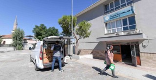 İzmir Büyükşehir'den okullara hijyen seti desteği