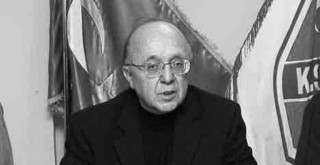 Akif Ersezgin vefat etti