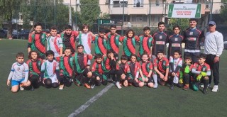 Bostanlıspor'un futboldaki hedefi; futbolcu yetiştirmek...