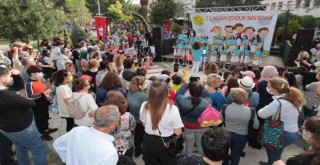 Konak’ın parklarında 23 Nisan coşkusu