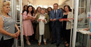 Karşıyaka Halk Eğitim Merkezi Yıl Sonu Sergisi açıldı