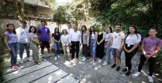 Batur: Geleceği Z Kuşağı kurtaracak