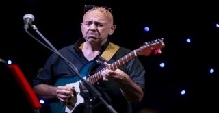 Ses Büyücüsü Carlo Lomanto