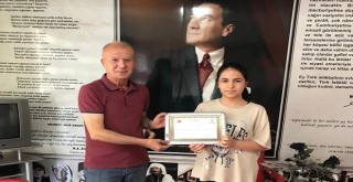 Karşıyaka Müftülüğü'nden Vatan ve Bayrak Sevgisi...