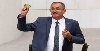 CHP’li Sertel’den internet siteleri ile ilgili düzenlemeye tepki