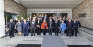 Tunç Soyer fahri konsoloslarla bir araya geldi