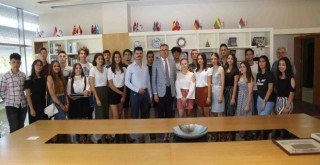 Gaziemir Belediyesi Çocuk Meclisi yola çıkıyor