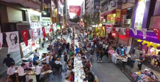 Karşıyaka Çarşı’da dev iftar buluşması