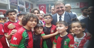 İzmirli amatörlere 22 milyonluk destek sözü