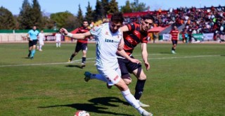 Kaf Kaf, Uşak'tan 3 puanla dönüyor