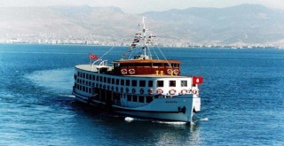 Nostaljik Bergama Vapuru Körfez'e döndü