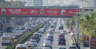 İzmir'de grev ikinci gününde