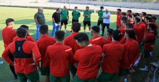 Başkan Büyükkarcı ve yönetimden antrenman ziyareti