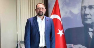 Çiğli Belediyesi’nden öğrencilere kırtasiye desteği