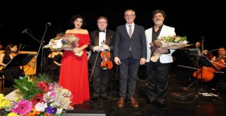 Gaziemirliler sanat dolu bir yıl yaşadı