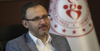 Bakan Kasapoğlu Karşıyaka Spor Kulübü'nü ziyaret edecek