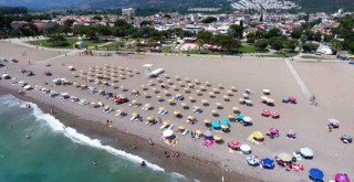 Menderes sahilleri yeni tesislere kavuştu