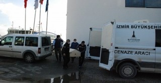 Karşıyaka'da denizde erkek cesedi bulundu