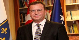 Karşıyaka Belediyesi'nde şimdi de başkan vekili krizi...