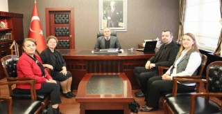 PTT Karşıyaka müdüründen Kaymakam Demir'e ziyaret