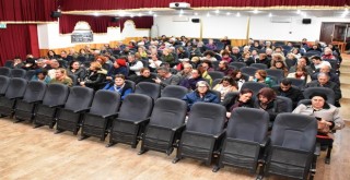 Foça'da kış sinemaları devam ediyor